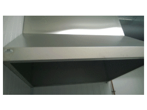 Campana extractora de acero inoxidable TCOM SL, diseñada para transformar cualquier cocina profesional en un espacio higiénico, seguro y moderno. La mejor inversión para tu negocio de hostelería.